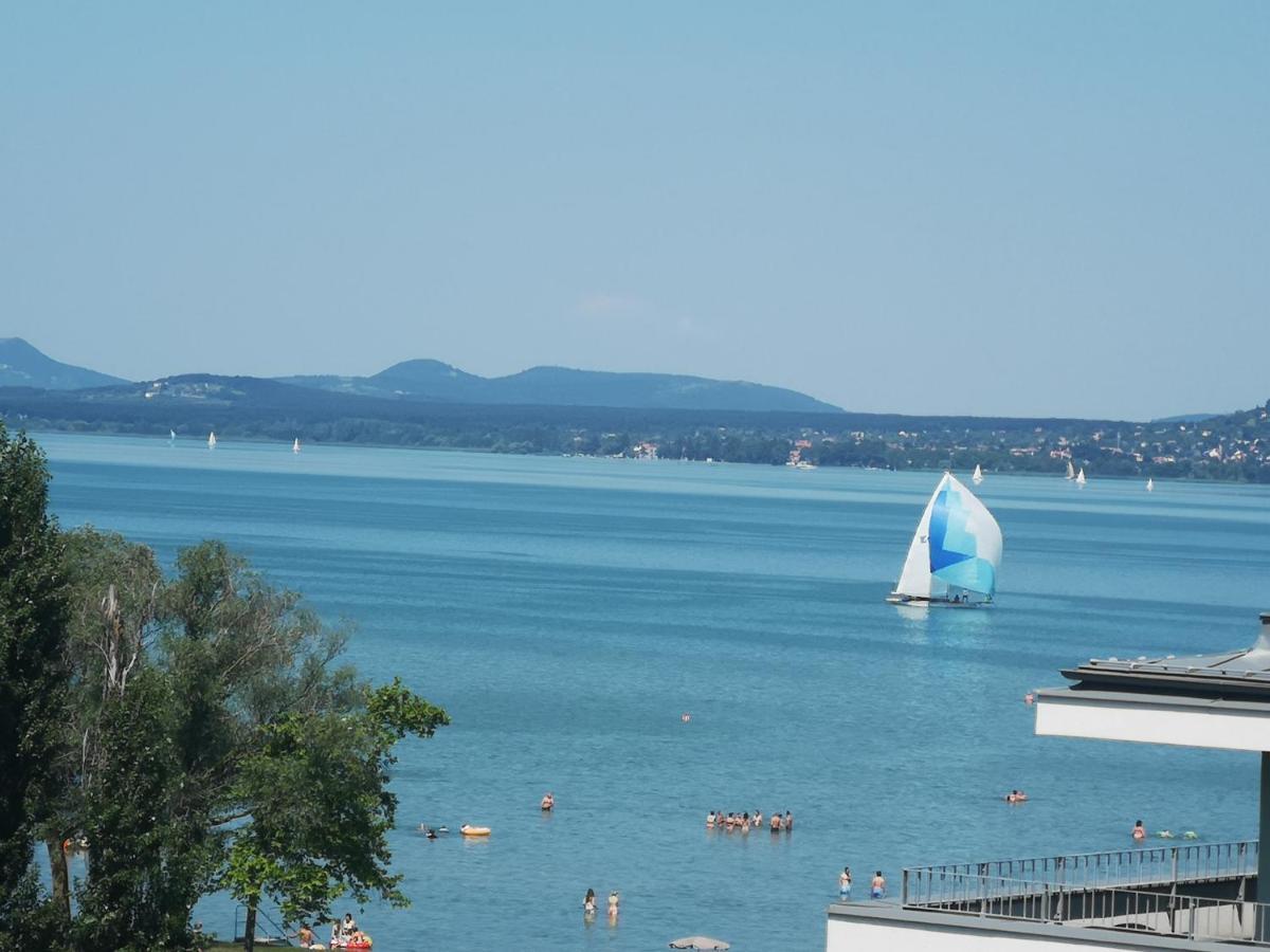 Silver Gray Appartment Balatonlelle Buitenkant foto