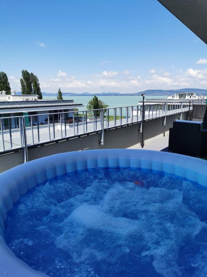 Silver Gray Appartment Balatonlelle Buitenkant foto